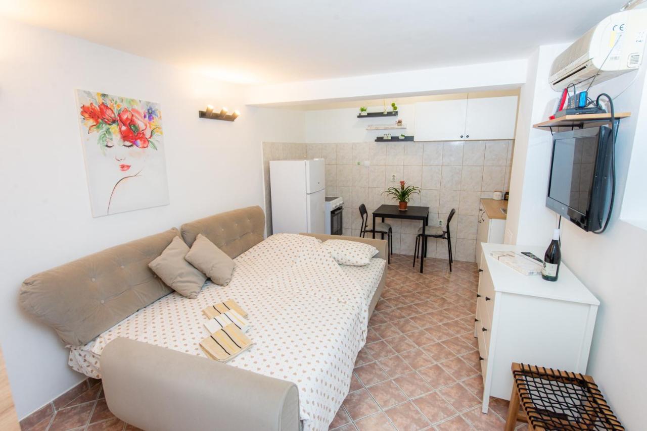 Studio Apartment Silva Котор Екстериор снимка